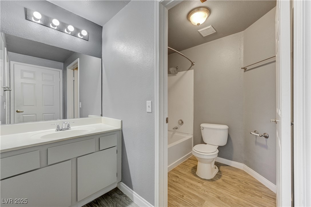 231 West Horizon Ridge Parkway 2117 Henderson NV 89012