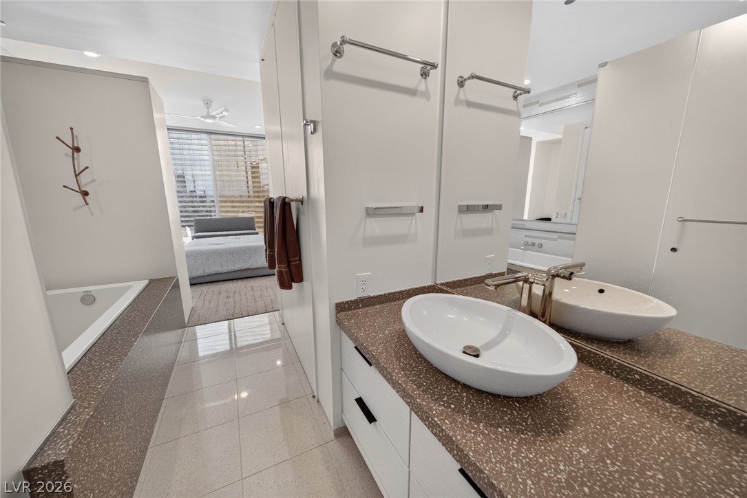 3726 Las Vegas Boulevard 1002 Las Vegas NV 89158