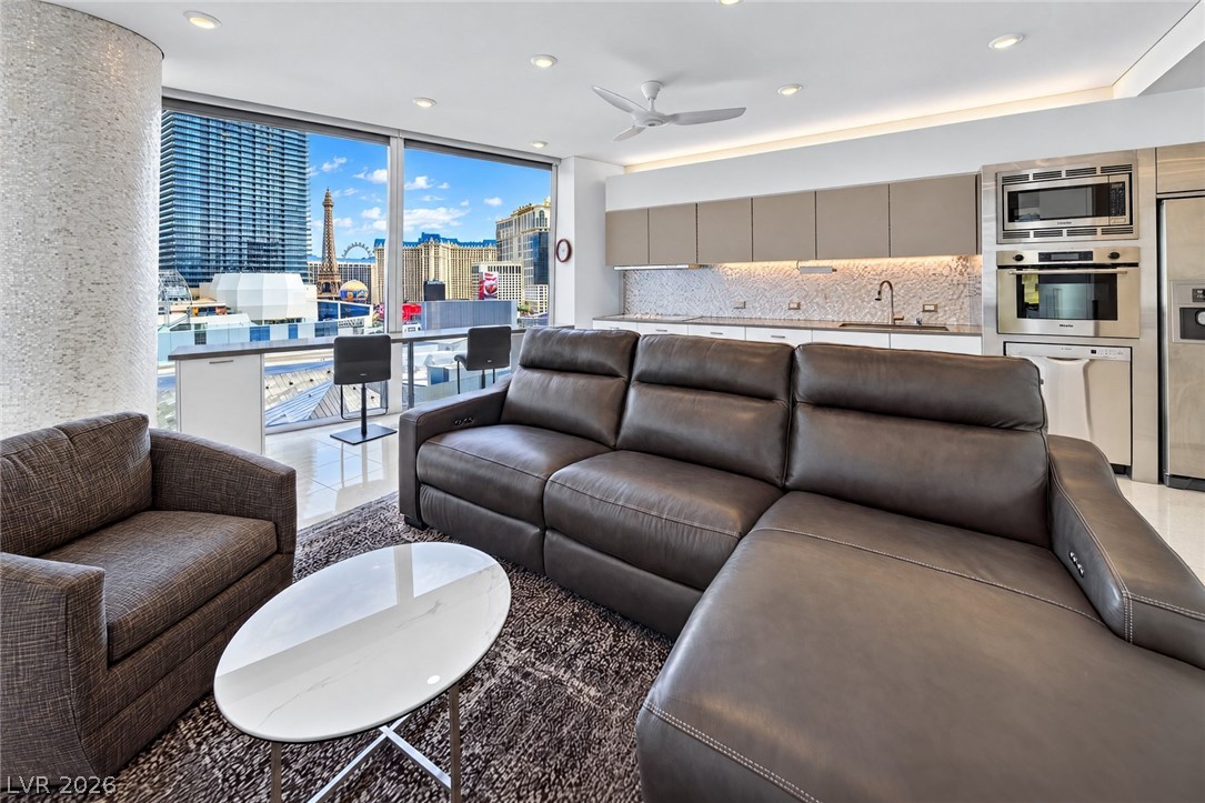 3726 Las Vegas Boulevard 1002 Las Vegas NV 89158