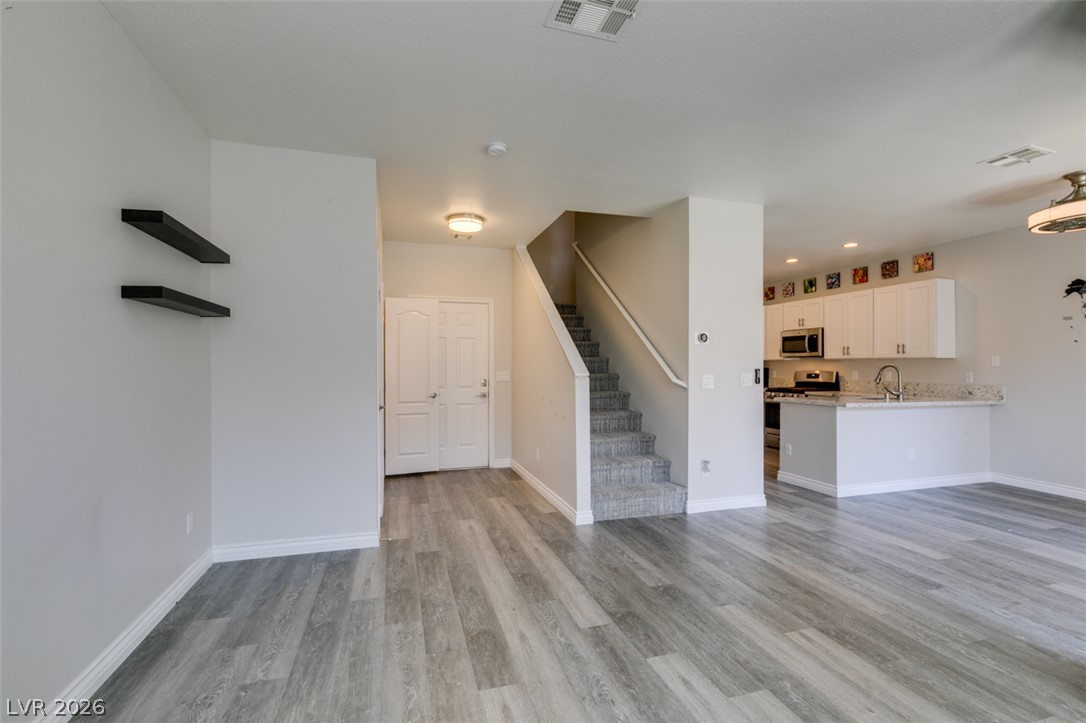 251 South Green Valley Parkway 3812 Henderson NV 89012