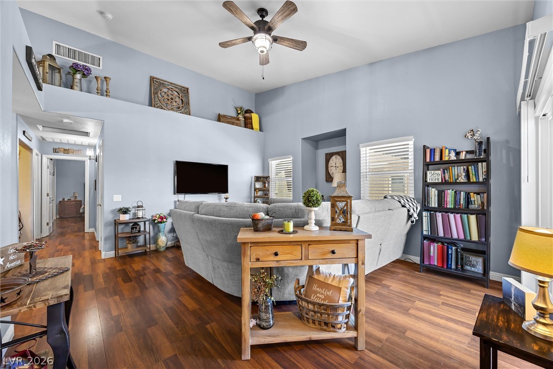 2053 Gravel Hill Street 201 Las Vegas NV 89117