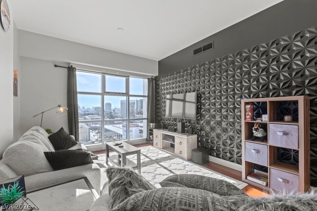 150 Las Vegas Boulevard 1608 Las Vegas NV 89101