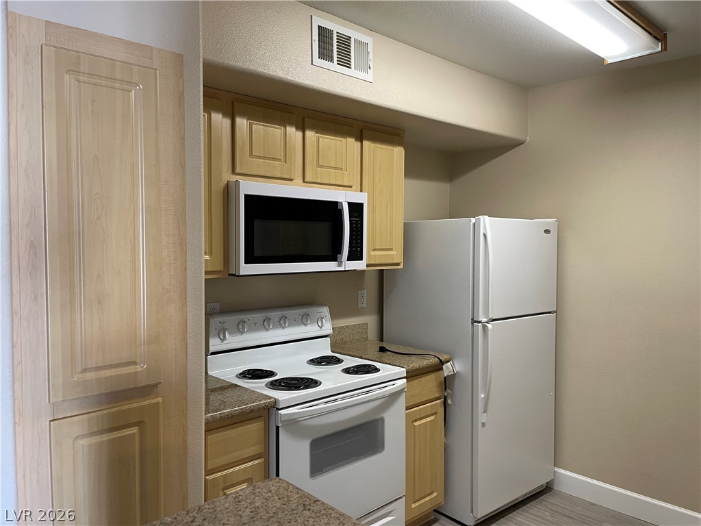 8000 Badura Avenue 2053 Las Vegas NV 89113
