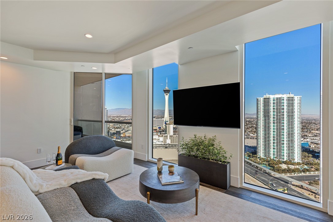 2747 Paradise Road 3101 Las Vegas NV 89109