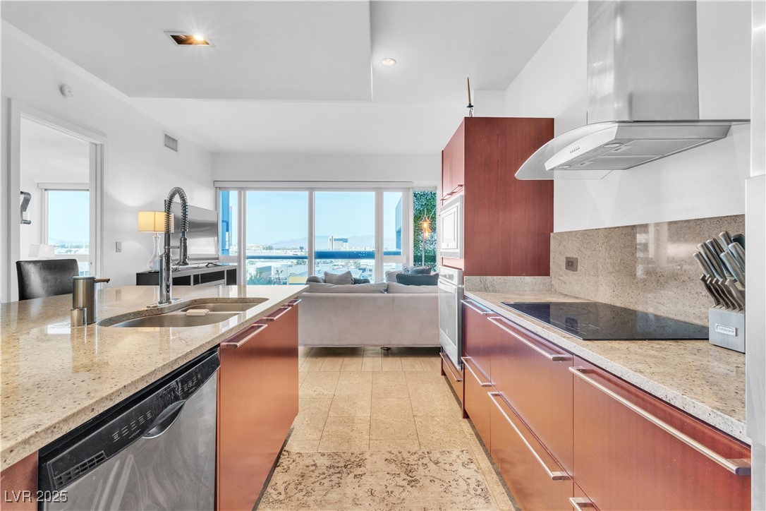 4471 Dean Martin Drive 606 Las Vegas NV 89103