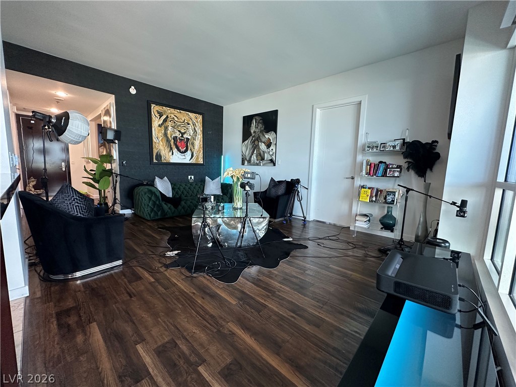 4575 Dean Martin Drive 2907 Las Vegas NV 89103
