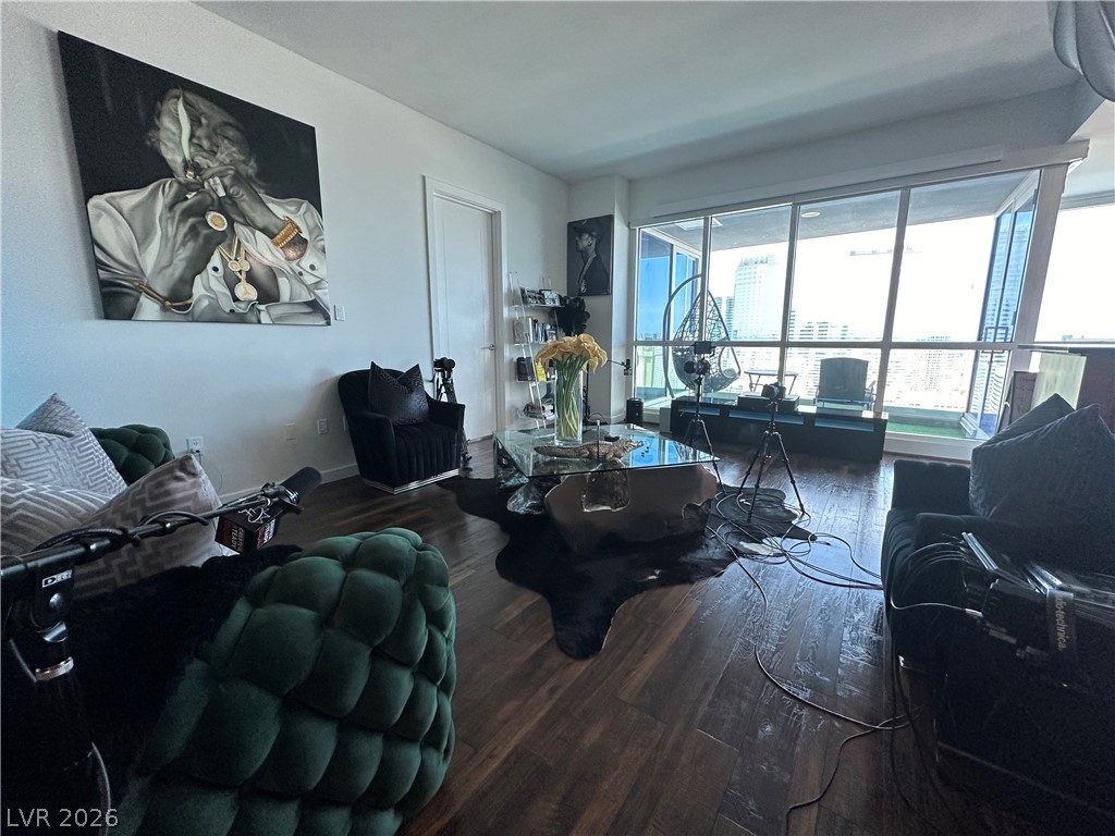 4575 Dean Martin Drive 2907 Las Vegas NV 89103