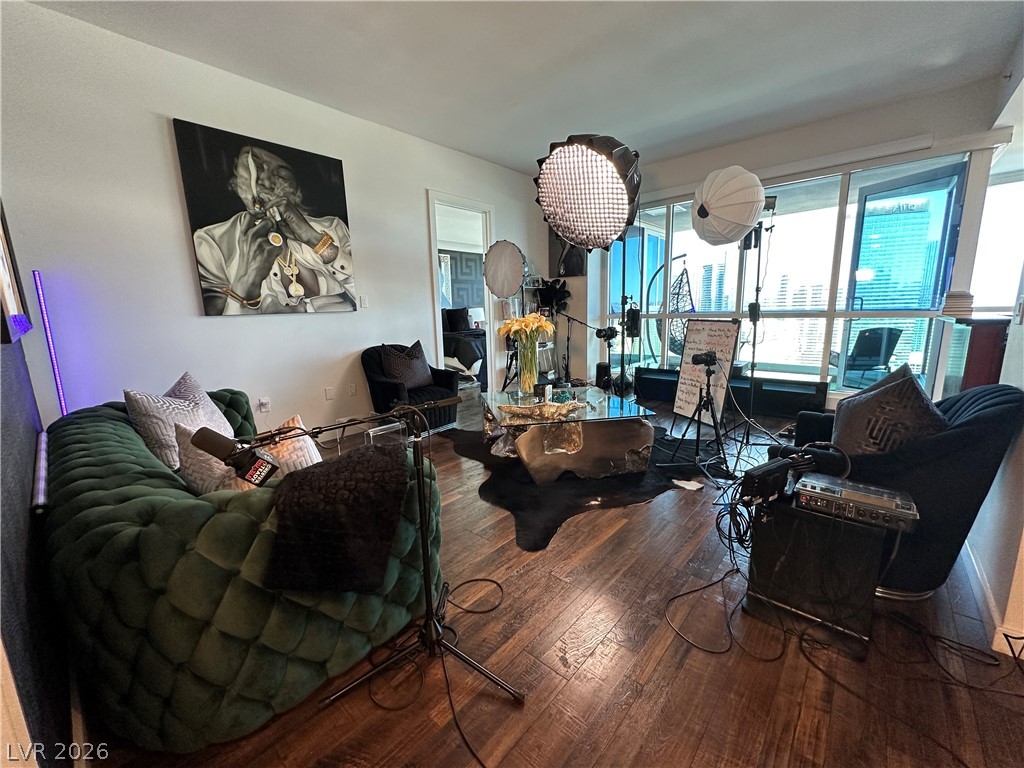 4575 Dean Martin Drive 2907 Las Vegas NV 89103