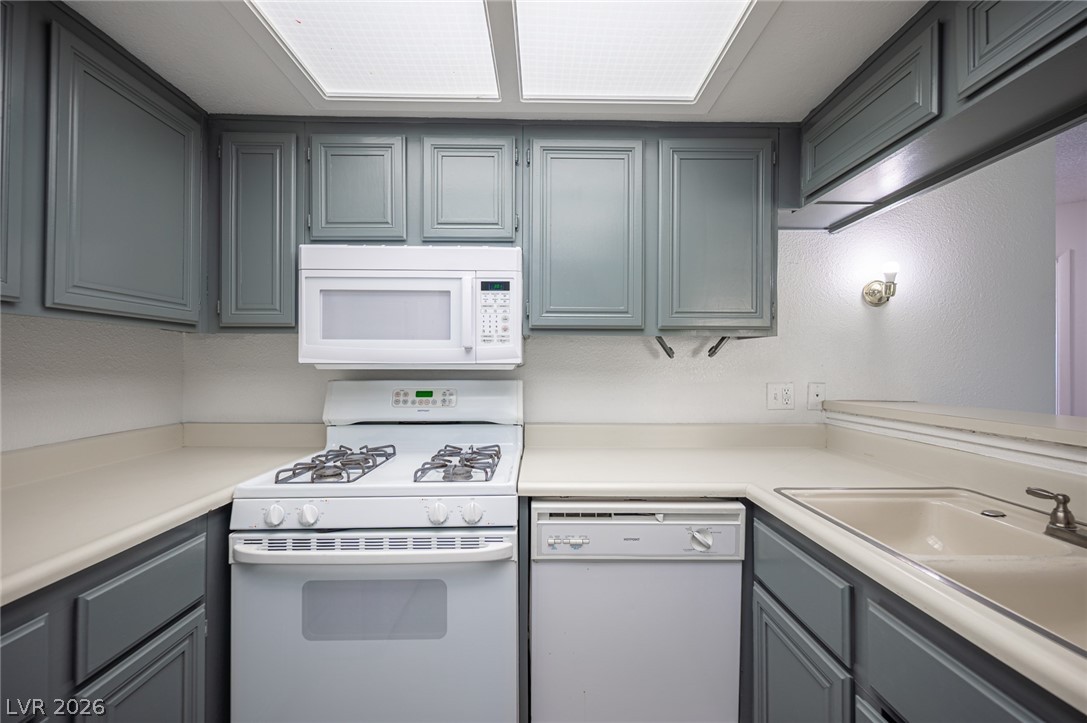 870 North Sloan Lane 204 Las Vegas NV 89110