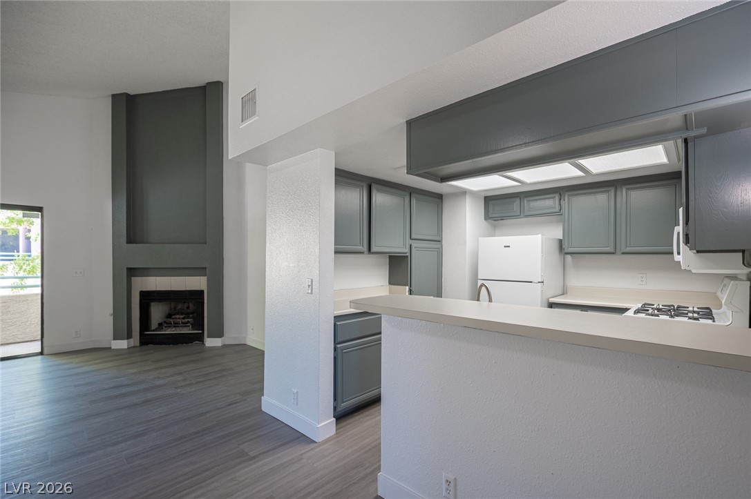 870 North Sloan Lane 204 Las Vegas NV 89110