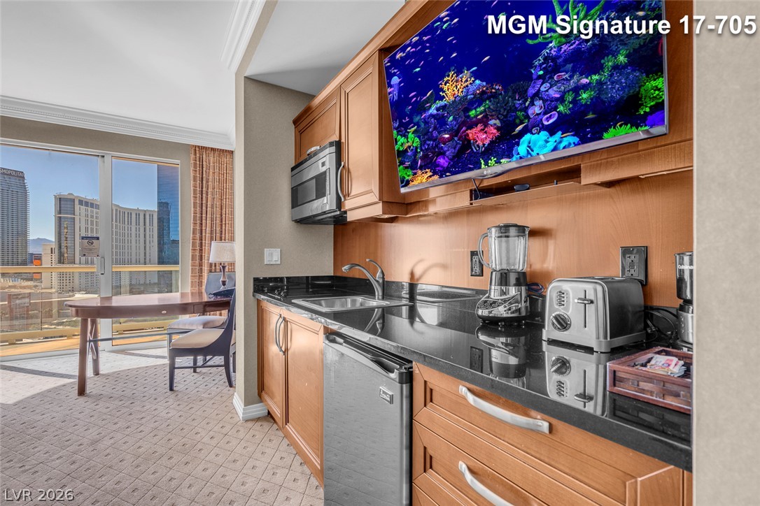 135 East Harmon Avenue 1705 Las Vegas NV 89109