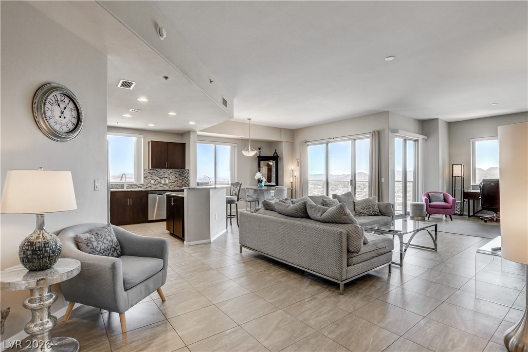 8255 Las Vegas Boulevard 1311 Las Vegas NV 89123