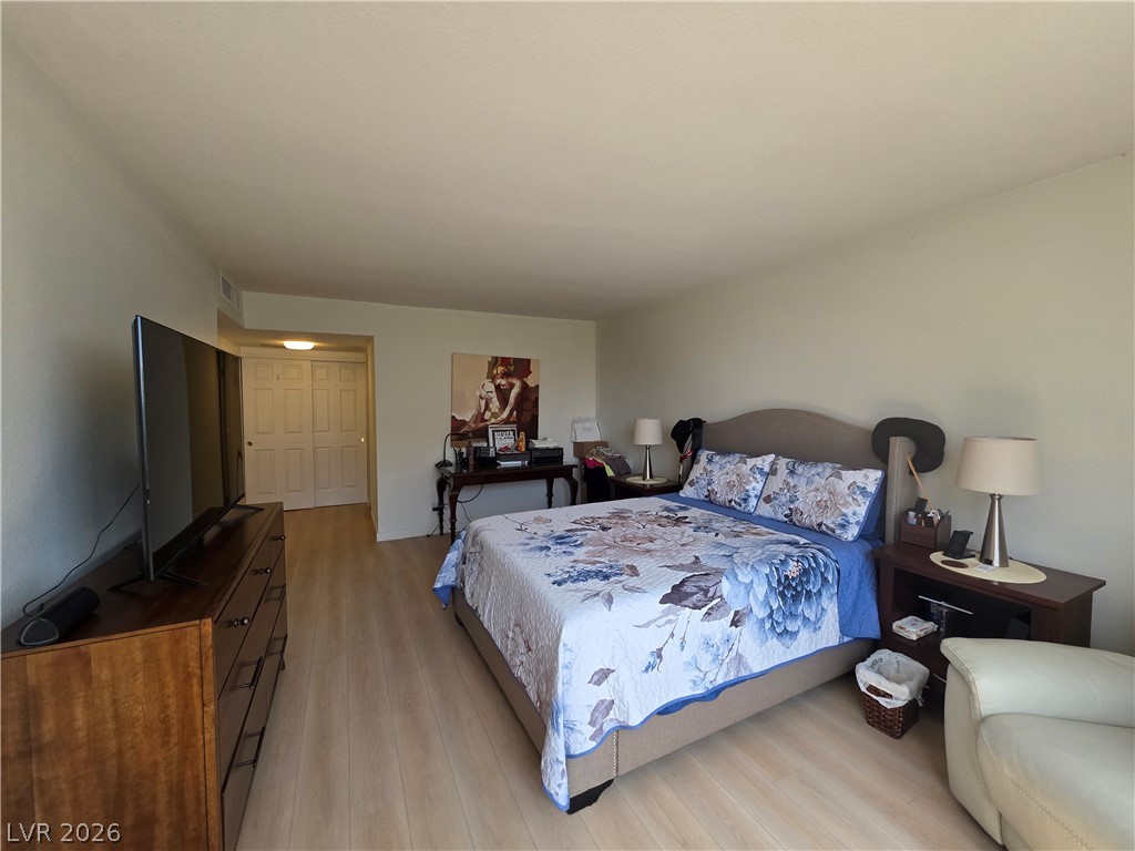 205 East Harmon Avenue 909 Las Vegas NV 89169