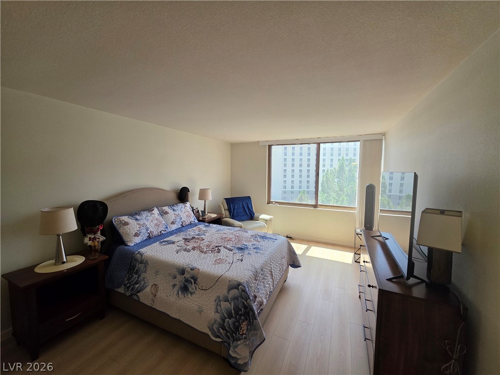 205 East Harmon Avenue 909 Las Vegas NV 89169
