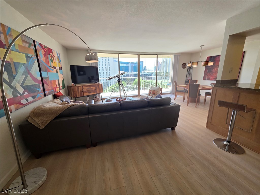 205 East Harmon Avenue 909 Las Vegas NV 89169