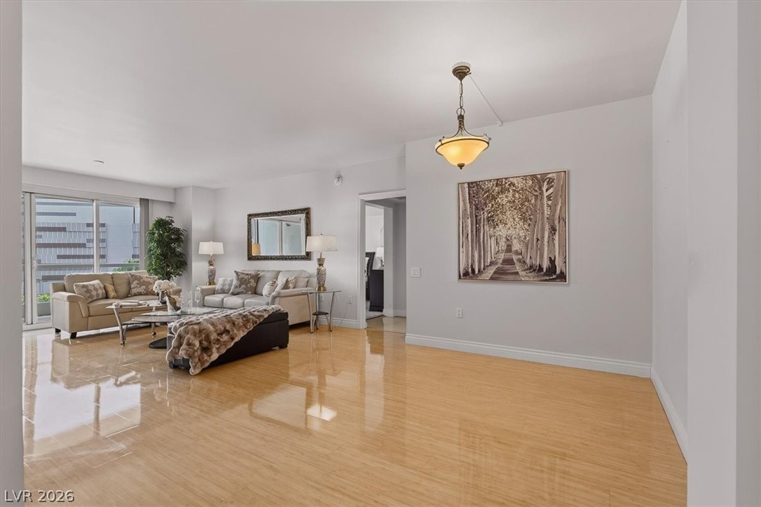 2777 Paradise Road 502 Las Vegas NV 89109