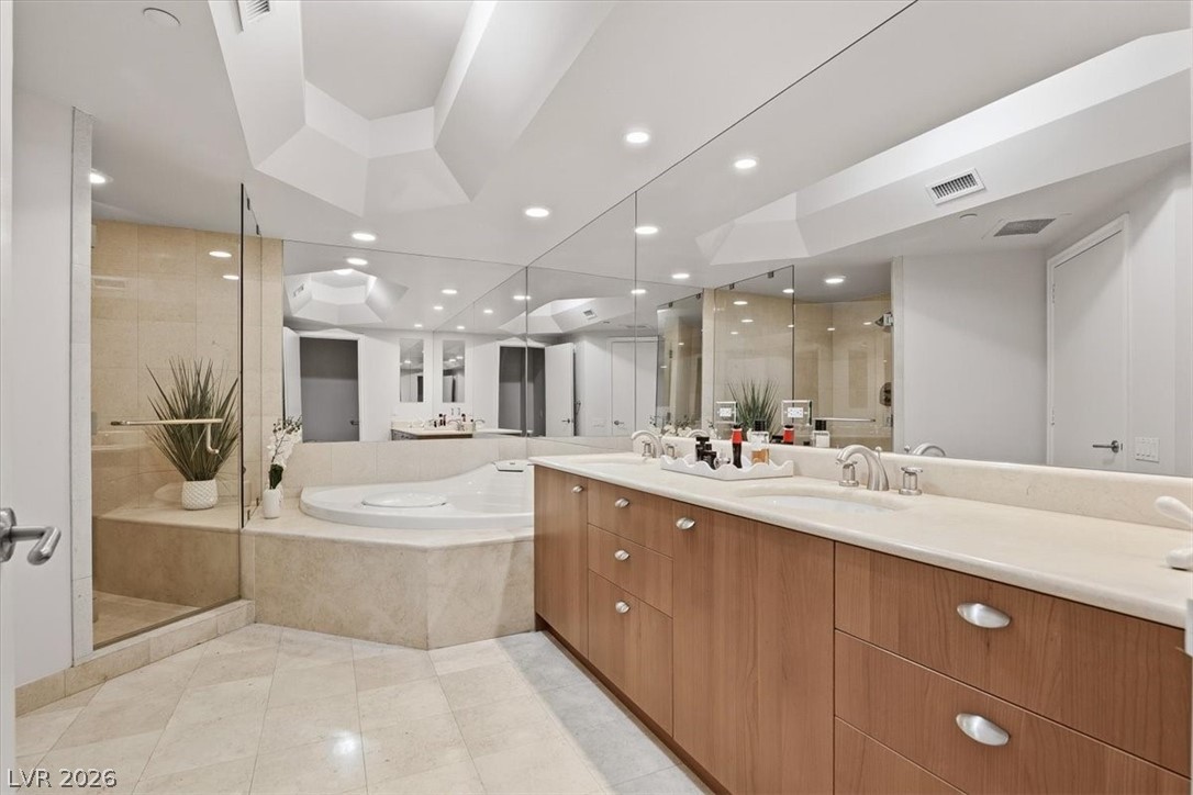 2777 Paradise Road 502 Las Vegas NV 89109