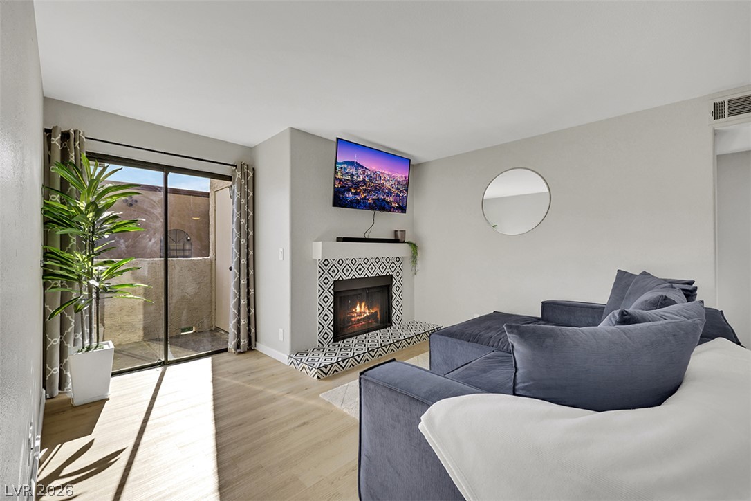 2984 Juniper Hills Boulevard 204 Las Vegas NV 89142