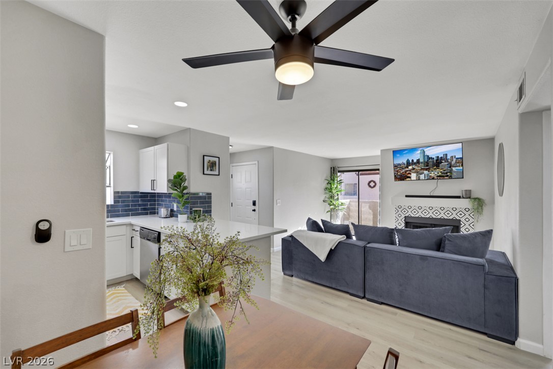 2984 Juniper Hills Boulevard 204 Las Vegas NV 89142