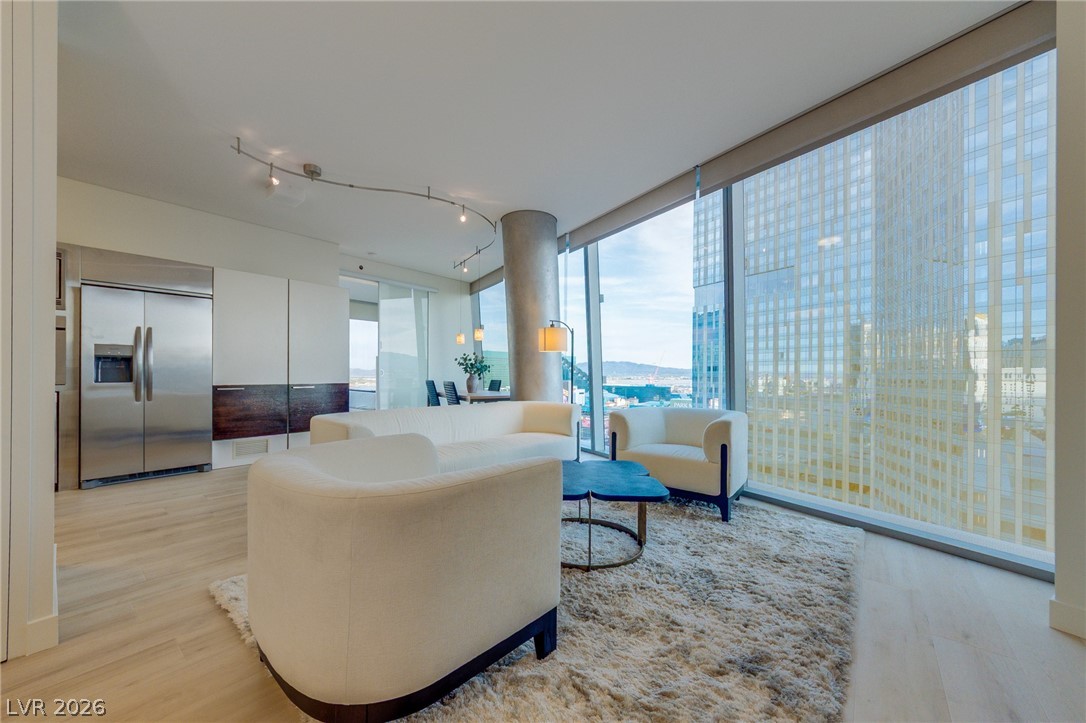 3722 Las Vegas Boulevard 1502 Las Vegas NV 89158