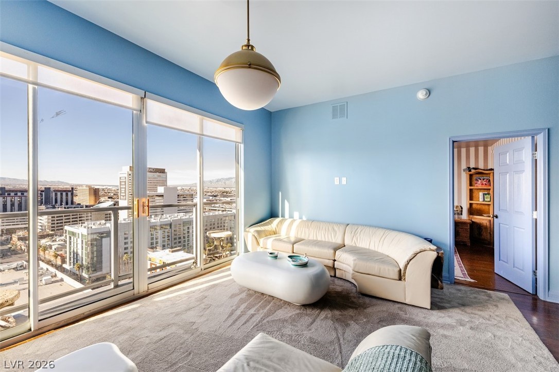 150 Las Vegas Boulevard 1906 Las Vegas NV 89101