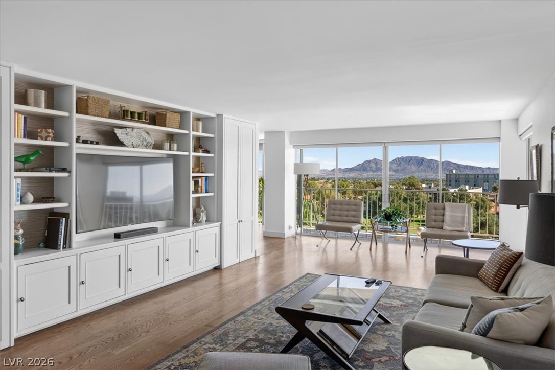 3111 Bel Air Drive 7d Las Vegas NV 89109