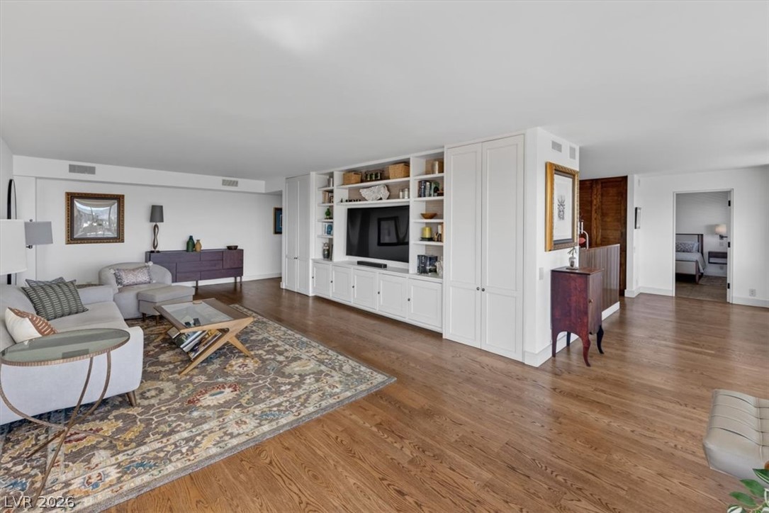 3111 Bel Air Drive 7d Las Vegas NV 89109