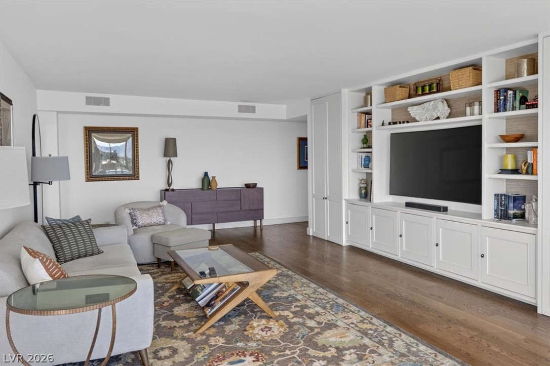 3111 Bel Air Drive 7d Las Vegas NV 89109