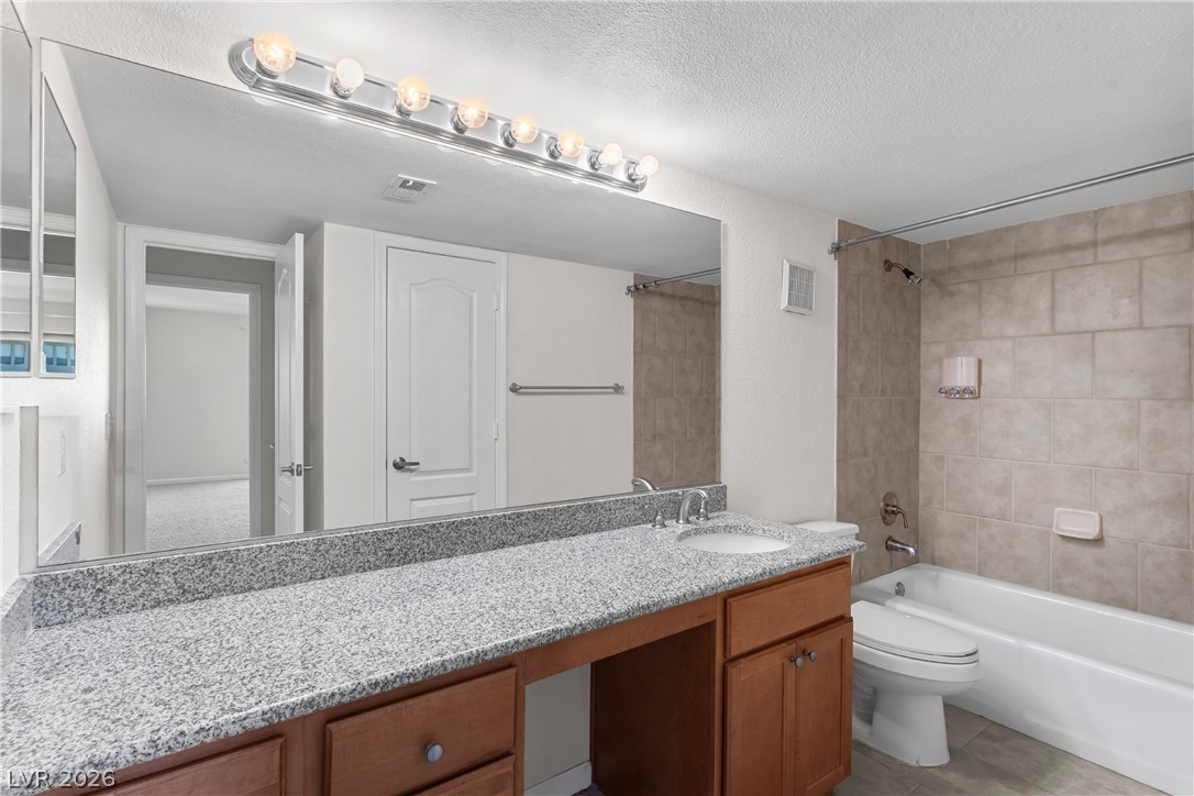 697 Oakmont Avenue 3315 Las Vegas NV 89109