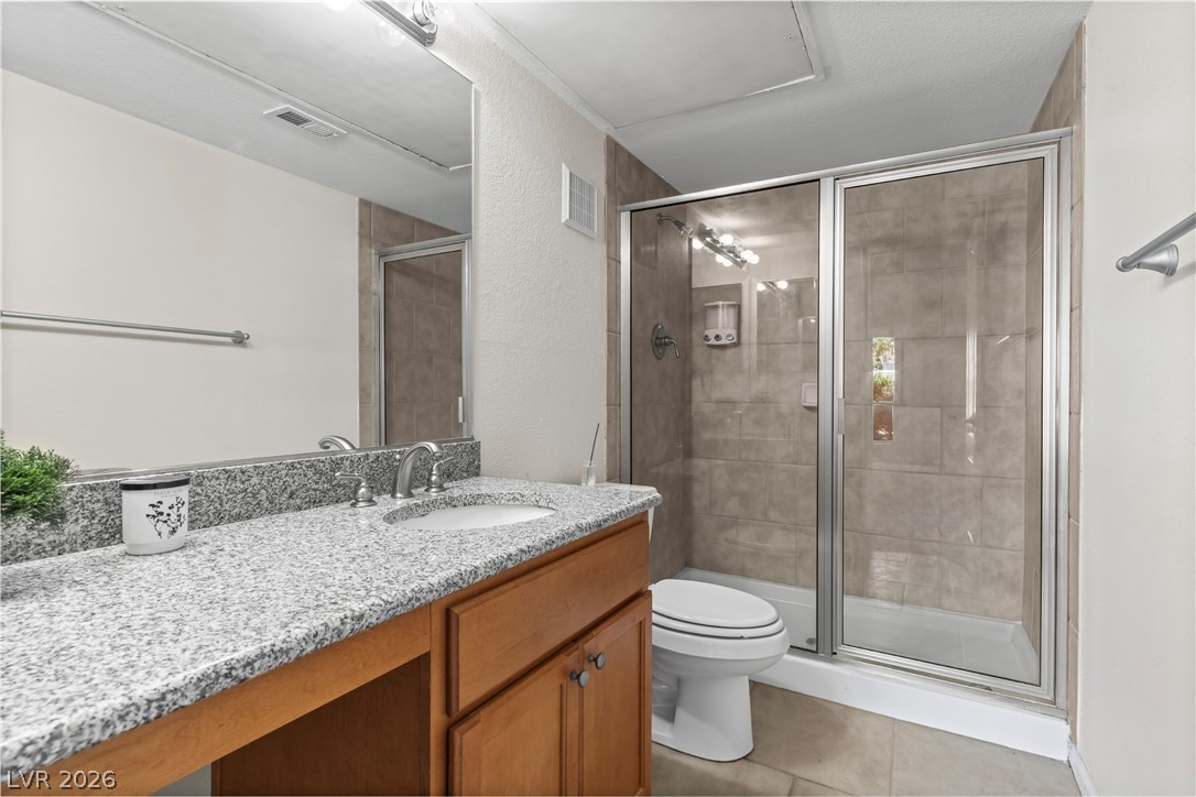 697 Oakmont Avenue 3315 Las Vegas NV 89109