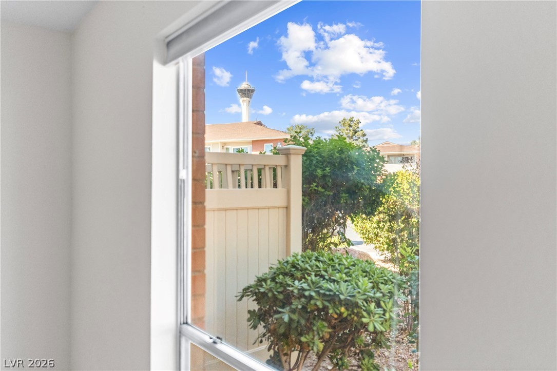 697 Oakmont Avenue 3315 Las Vegas NV 89109
