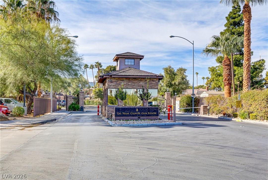 697 Oakmont Avenue 3315 Las Vegas NV 89109