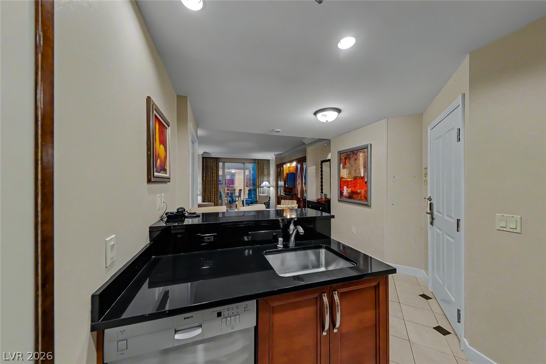 135 East Harmon Avenue 1020 Las Vegas NV 89109