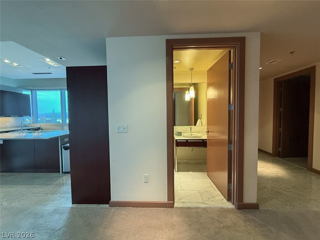 4471 Dean Martin Drive 3810 Las Vegas NV 89103