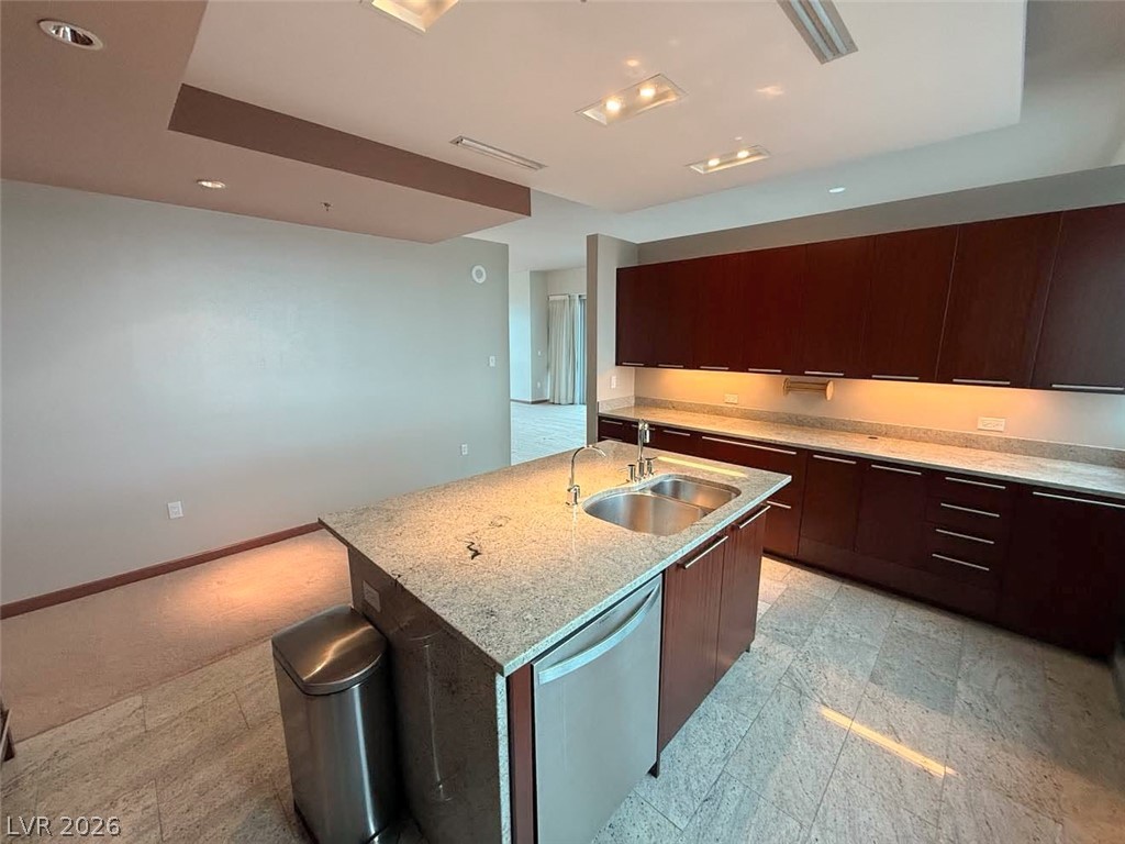 4471 Dean Martin Drive 3810 Las Vegas NV 89103