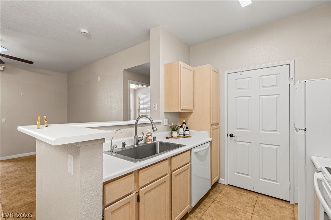 231 West Horizon Ridge Parkway 1118 Henderson NV 89012