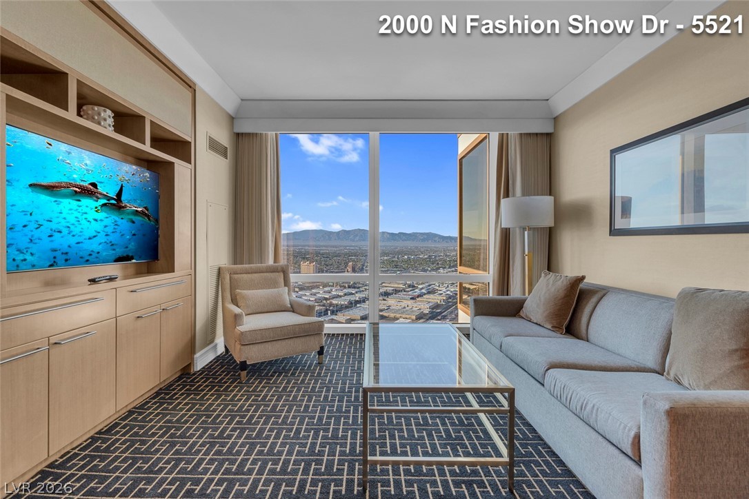 2000 Fashion Show Drive 5521 Las Vegas NV 89109
