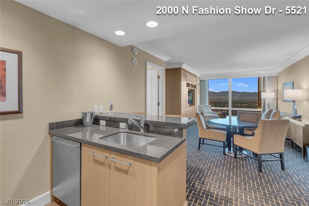 2000 Fashion Show Drive 5521 Las Vegas NV 89109