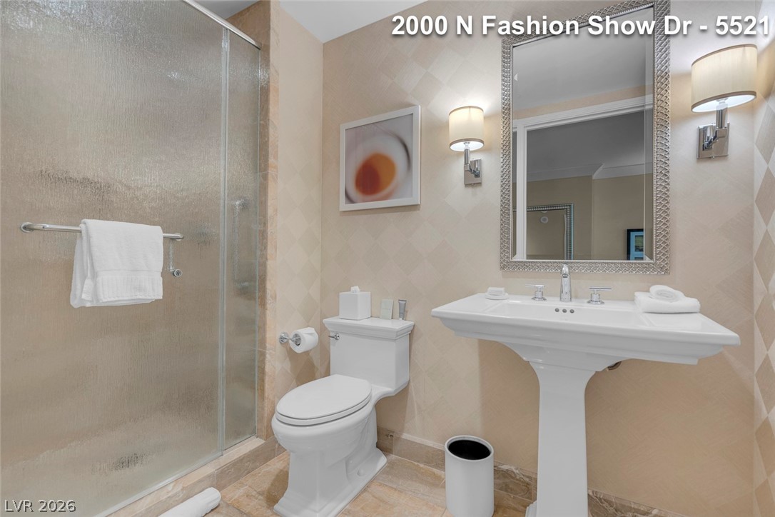 2000 Fashion Show Drive 5521 Las Vegas NV 89109