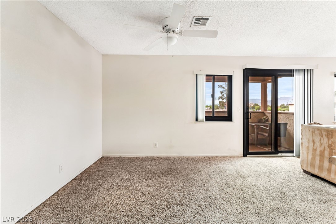3712 Snorkel Circle D Las Vegas NV 89108