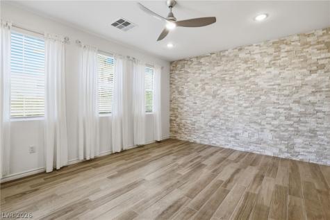 2555 Hampton Road 2208 Henderson NV 89052