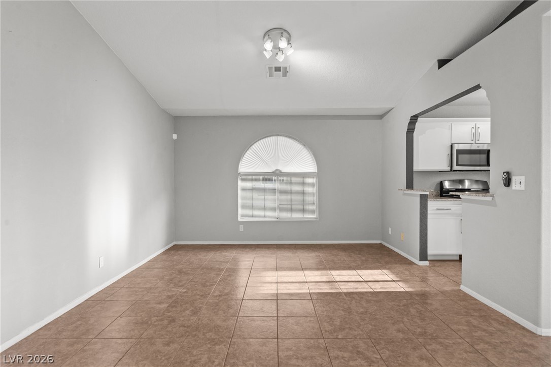 6812 Elm Creek Drive 201 Las Vegas NV 89108