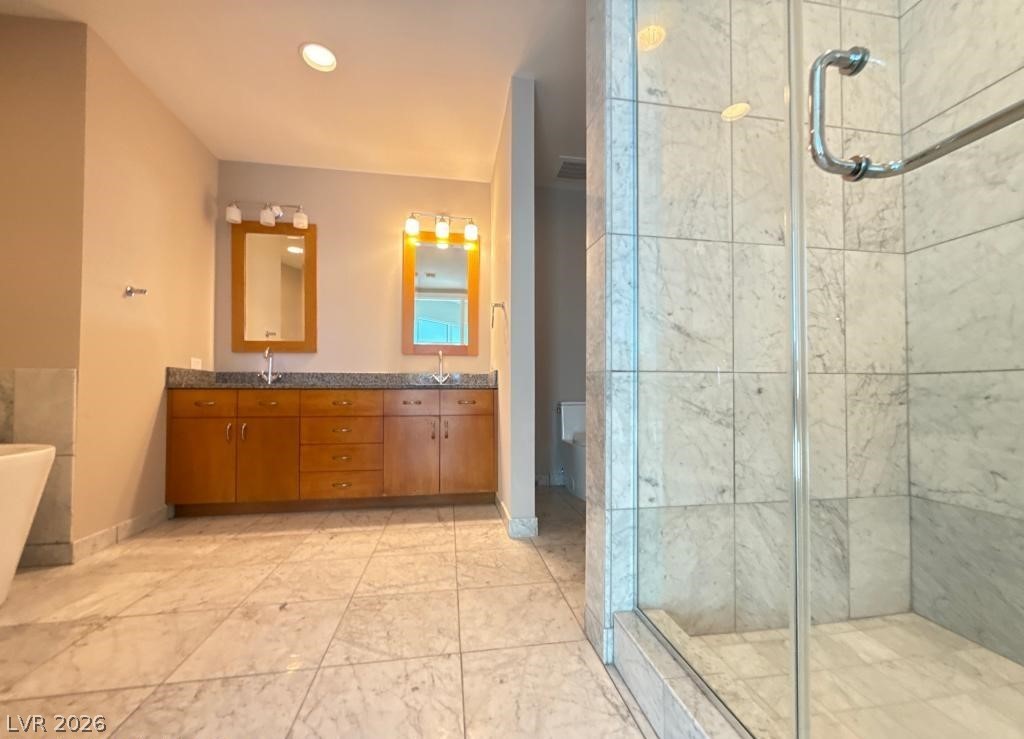 4525 Dean Martin Drive 2704 Las Vegas NV 89103