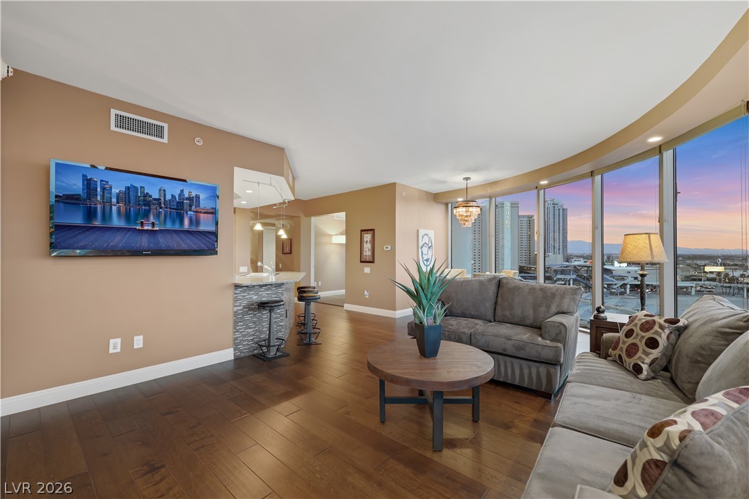 322 Karen Avenue 807 Las Vegas NV 89109