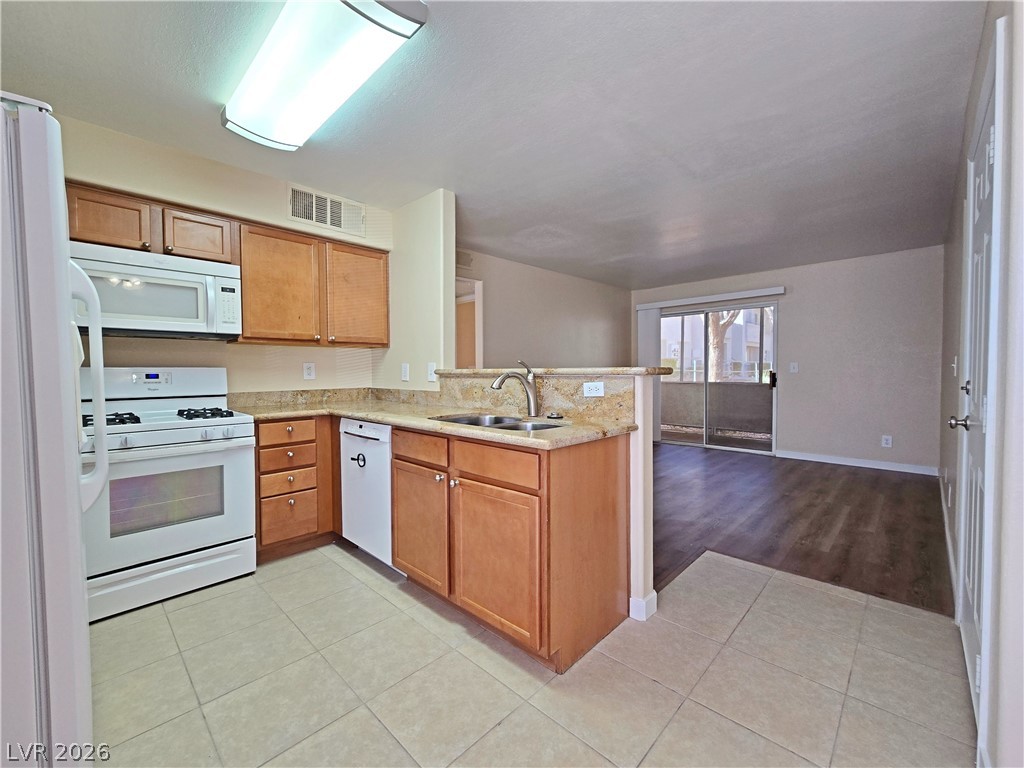 3038 Tarpon Drive 103 Las Vegas NV 89120