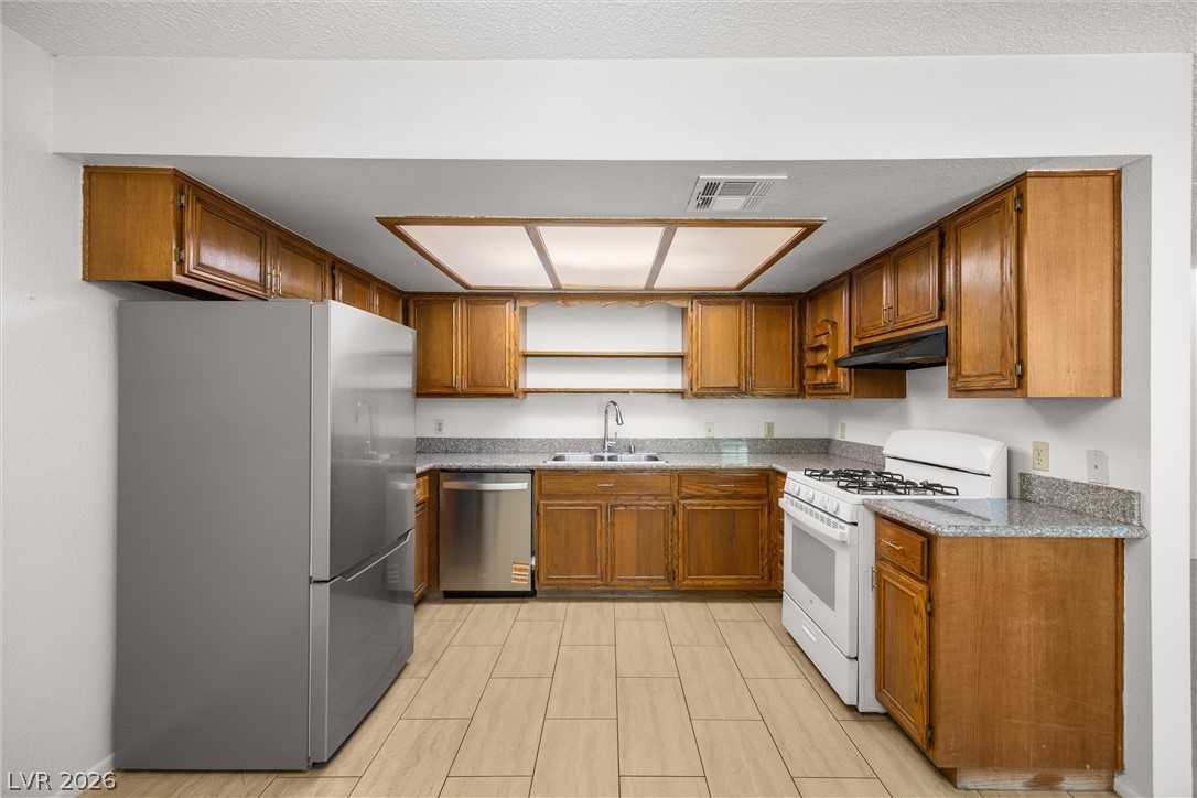5576 West Rochelle Avenue 23d Las Vegas NV 89103