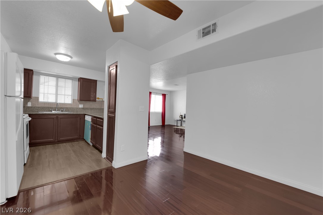 2725 South Nellis Boulevard 1181 Las Vegas NV 89121