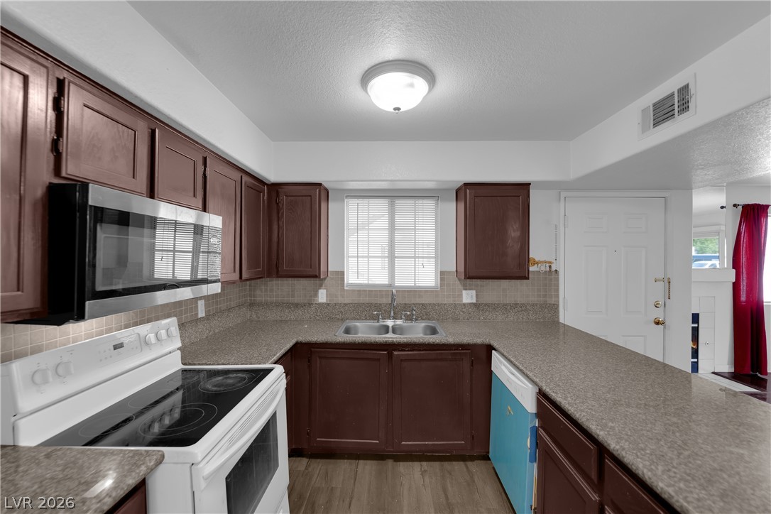 2725 South Nellis Boulevard 1181 Las Vegas NV 89121