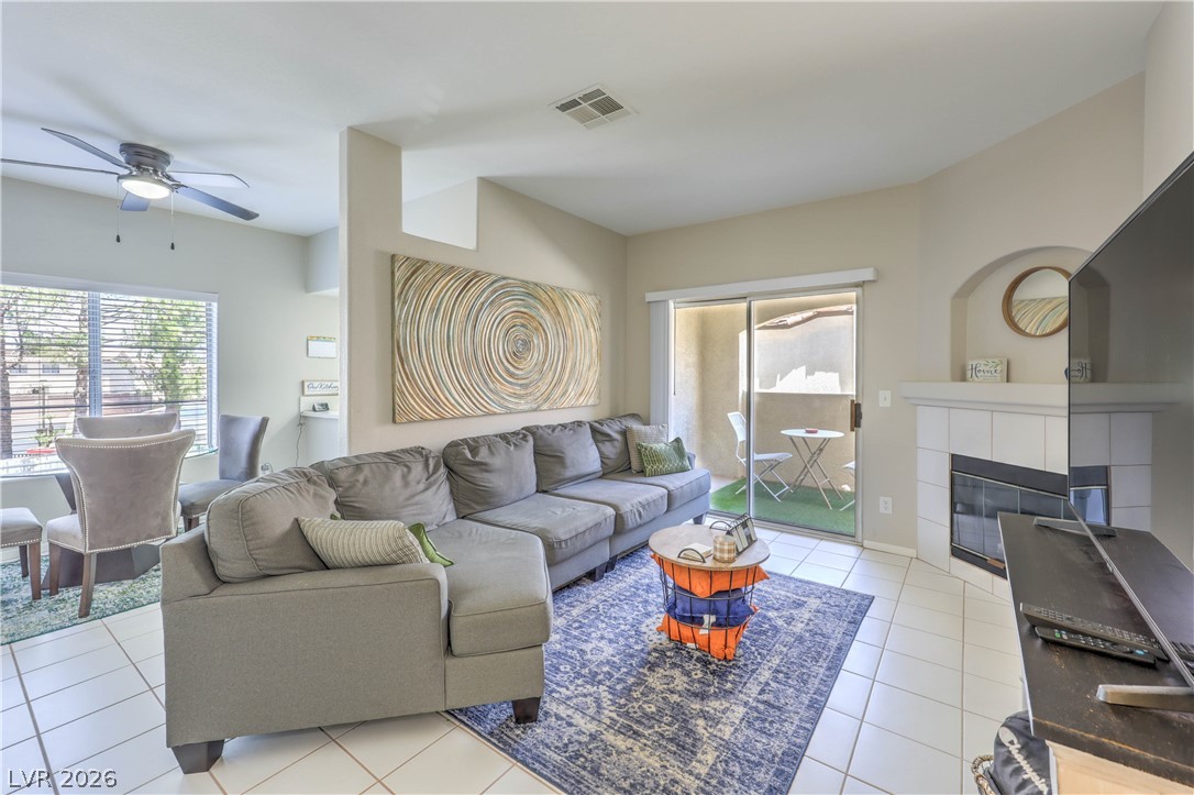 2975 Bluegrass Lane 1423 Henderson NV 89074
