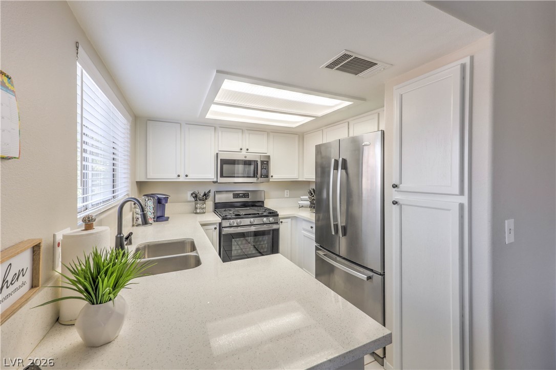 2975 Bluegrass Lane 1423 Henderson NV 89074